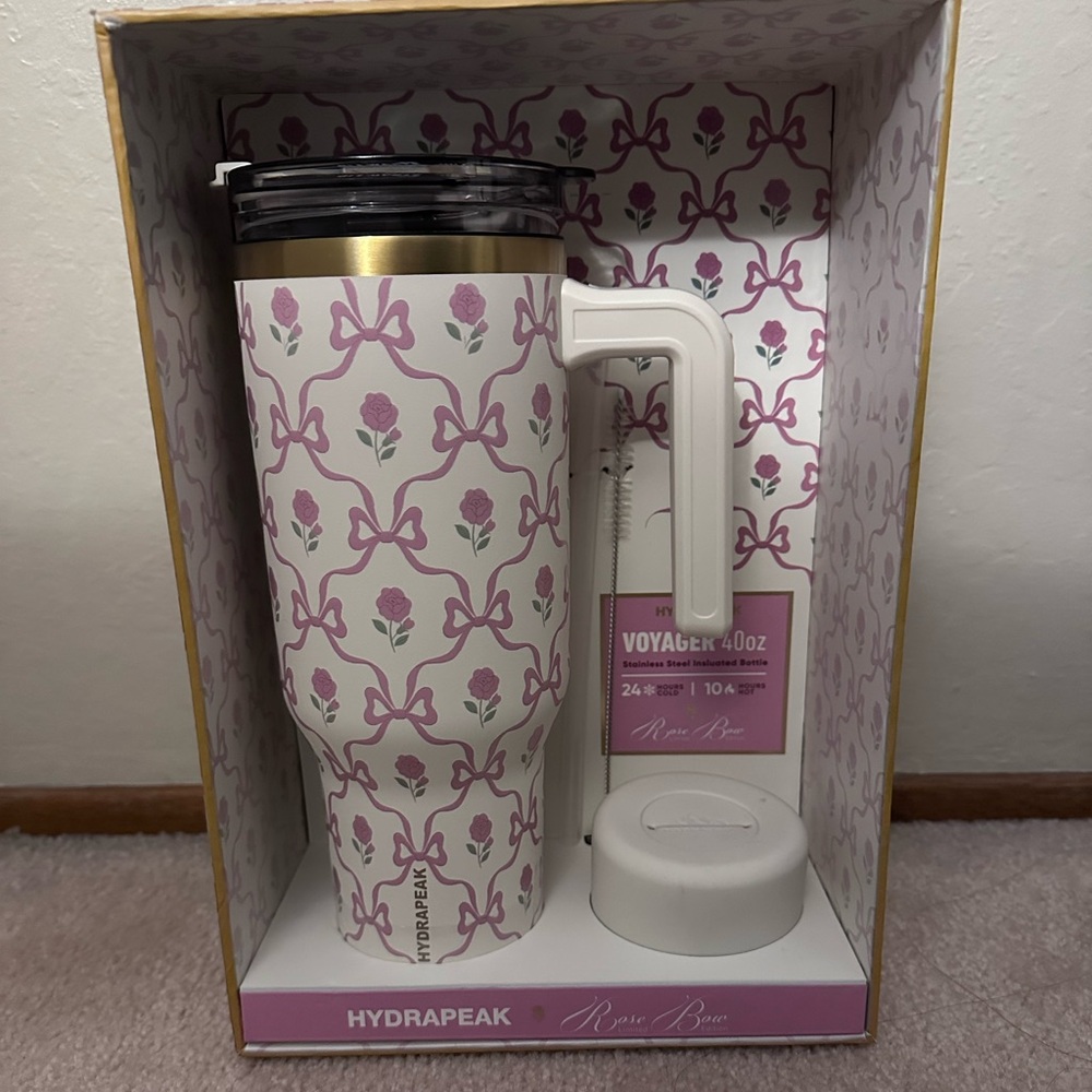 Hydrapeak Voyager 40oz Tumbler with Straw - Pink & White Bow Design - Brand New - Picture 3 of 5